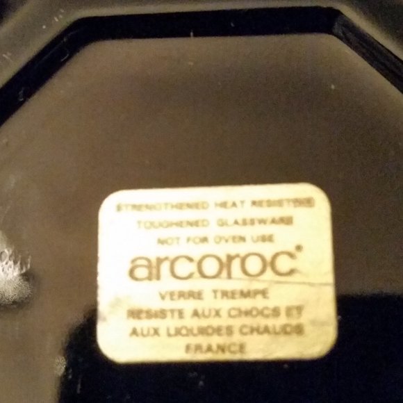 Vintage Arcoroc made in France black glass cup and saucer NWT - Picture 2 of 5